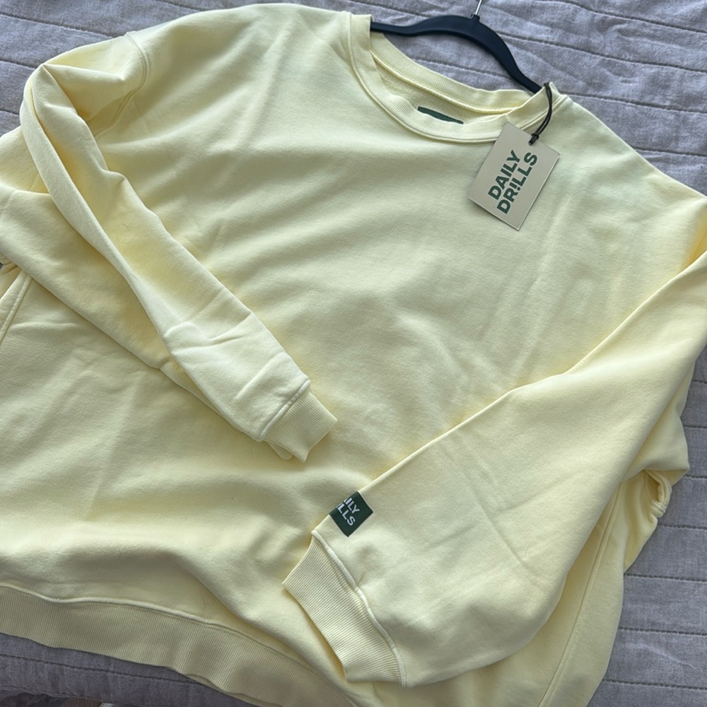 NWT lemonade oversized crew size M/L